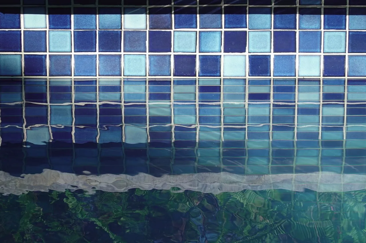 pool tiling ideas for swimming pool
